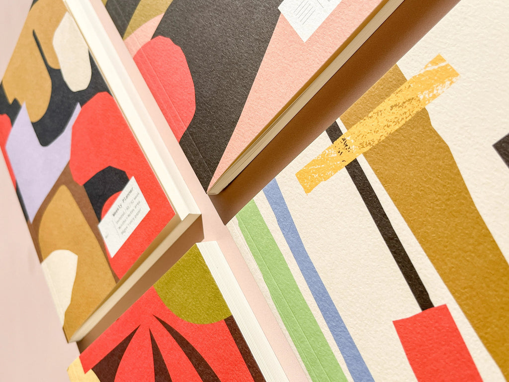 Echoes Undated Daily Planner \ Lay-Flat Series